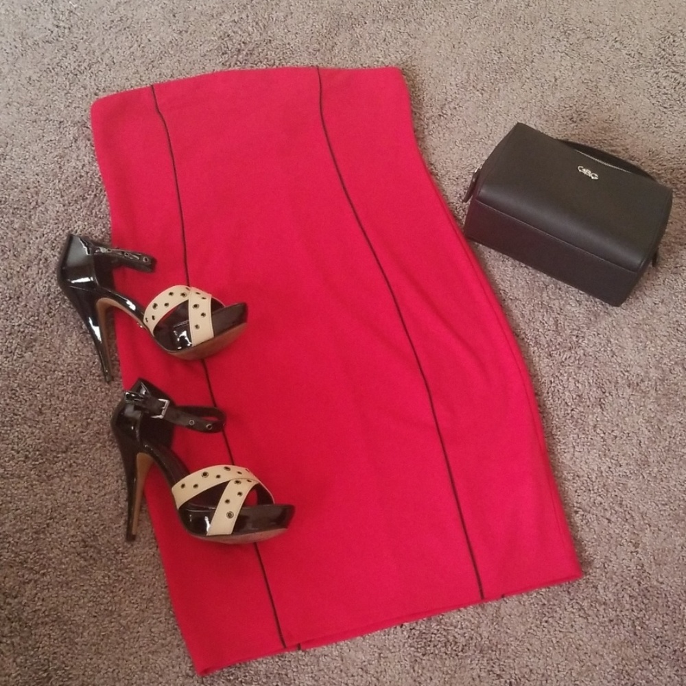 3/$12 💚 Plus Size Red Strapless Dress